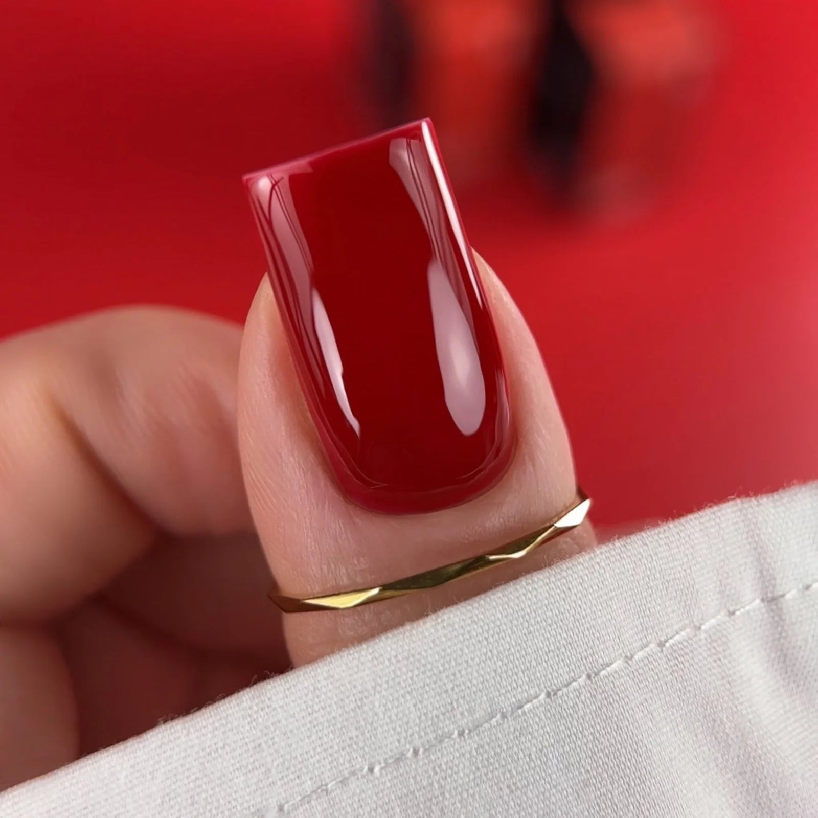 BIBLIOTEKA Gel Polish № 43 Scarlet, 10 ml
