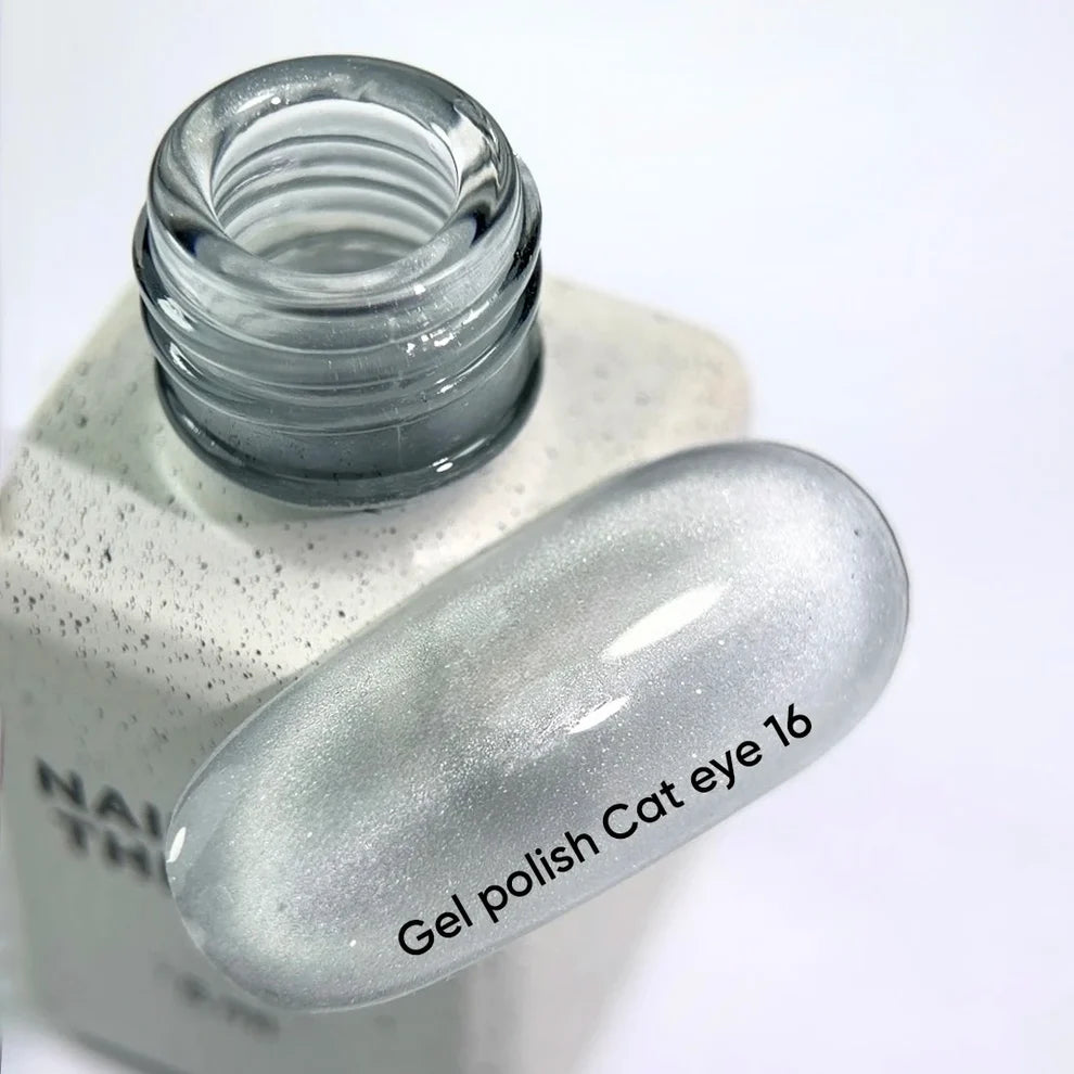 NAILSOFTHEDAY Gel polish Cat Eye 16 — plateado sobre base transparente, 6 ml