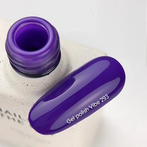 NAILSOFTHEDAY Gel Polish Vibe 293 — violeta intenso, 10 ml