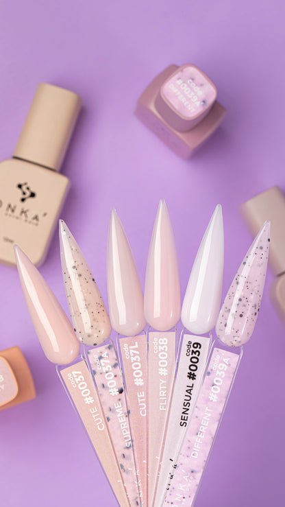 DNKa' Cover Base 30 ml #0038 Flirty