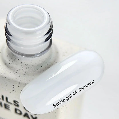 NAILSOFTHEDAY Bottle gel 44 – Gel líquido, blanco shimmer, 10 ml