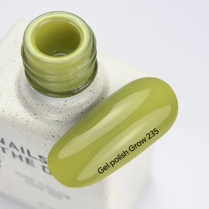 NAILSOFTHEDAY Gel polish Grow 235 — verde, 10 ml.