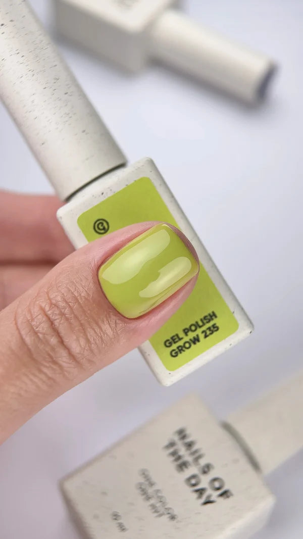 NAILSOFTHEDAY Gel polish Grow 235 — verde, 10 ml.