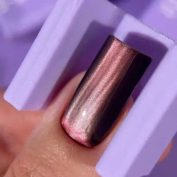 DNKa' Cat-Eye Magnet 5D