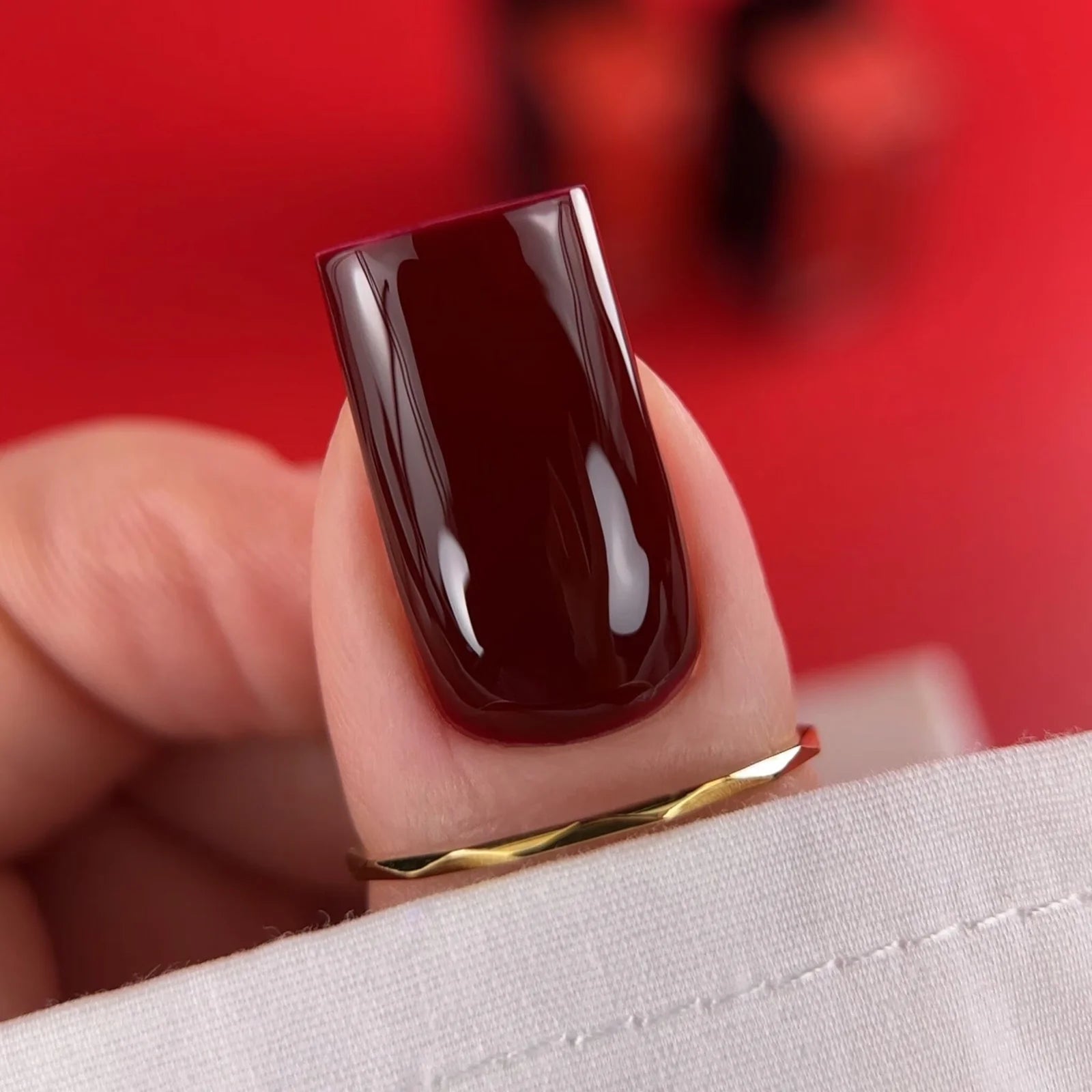 BIBLIOTEKA Gel Polish № 46 Rosso, 10 ml