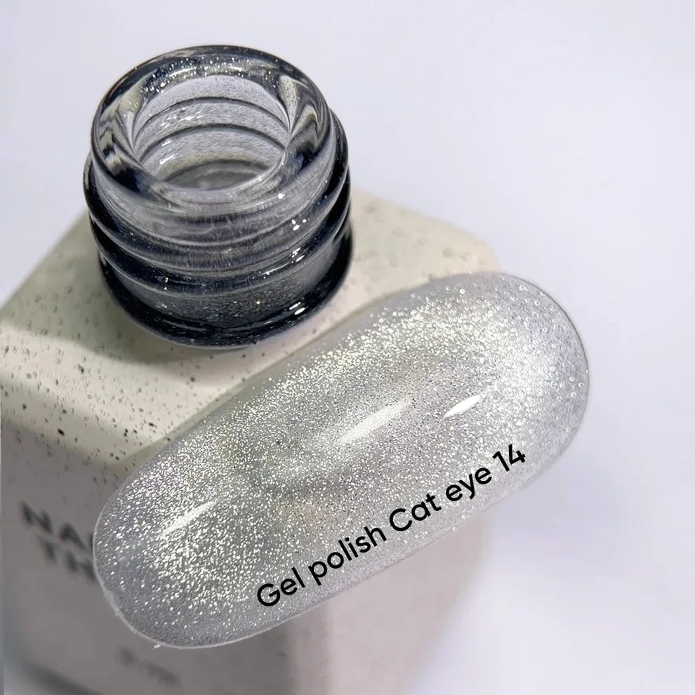 NAILSOFTHEDAY Gel polish Cat Eye 14 — plateado sobre base transparente, 6 ml