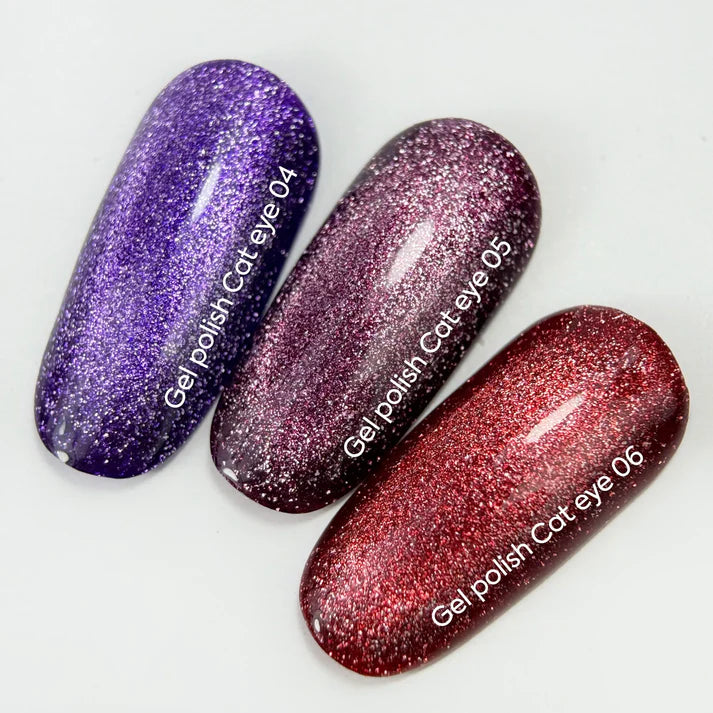 NAILSOFTHEDAY Gel Polish Cat Eye 04 — esmalte semipermanente morado oscuro efecto ojo de gato, 6 ml.