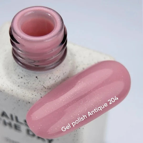 NAILSOFTHEDAY Gel Polish Antique 204 — Rosa Empolvado con Shimmer, 10 ml