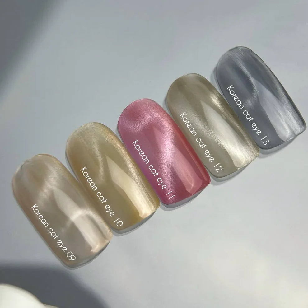 NAILSOFTHEDAY Korean Cat Eye 09 – esmalte semipermanente efecto ojo de gato nude beige, 10 ml