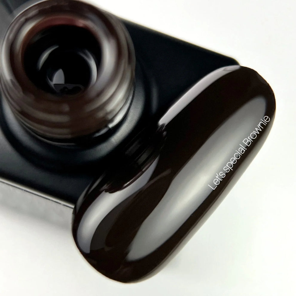 NAILSOFTHEDAY Let’s special Brownie — esmalte Marrón Frío, 10 ml