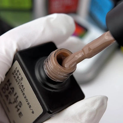 NAILSOFTHEDAY Let’s Special Pantone2025/9 — Esmalte Beige, 10 ml