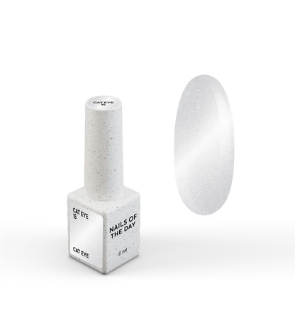 NAILSOFTHEDAY Gel polish Cat Eye 15 —  plateado sobre base transparente, 6 ml