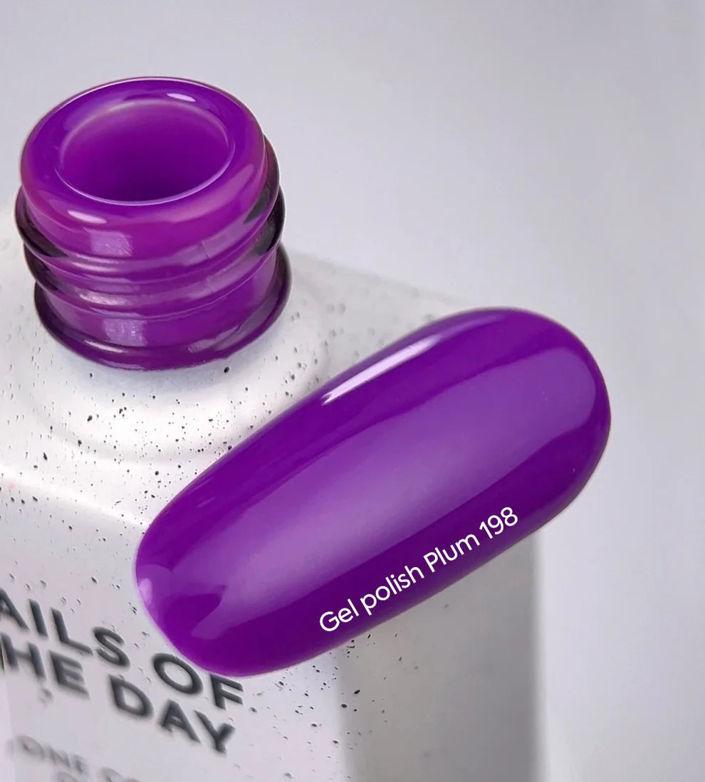 NAILSOFTHEDAY Gel Polish Plum — esmalte semipermanente violeta, 10 ml