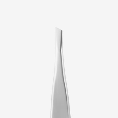 Pinza para cejas EXPERT 20 TIPO 4 (bordes biselados estrechos)