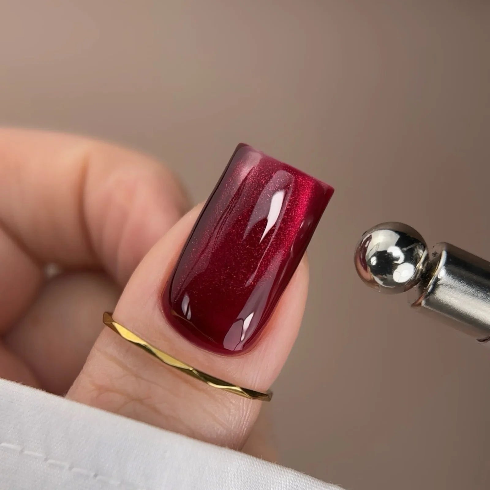 BIBLIOTEKA Cat Eye Gel Polish Magnet - Red, 10 ml
